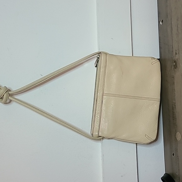 4.5 # of purses Stone Mountian, Tignanello and Elliott Luca - Picture 4 of 17